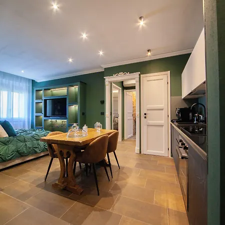 Mentore Maison Prestige Bed & Breakfast 3*